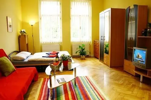 *** ホテル Apartments Krasova プラハ チェコ
